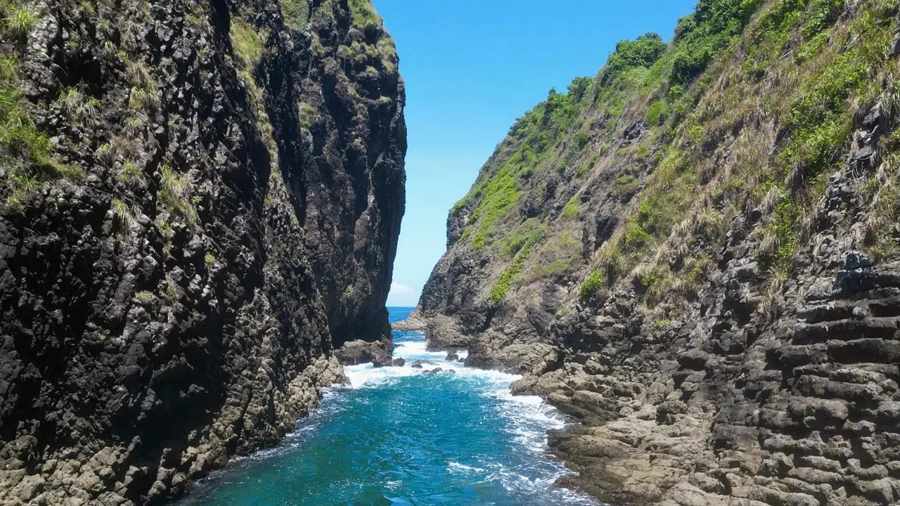 Mengungkap Keindahan Pulau Tersembunyi di Jantung Jawa