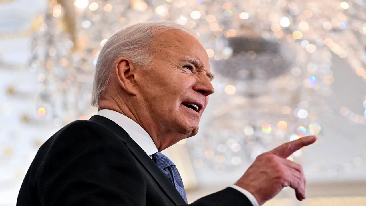 Joe Biden Peringatkan Kaum Oligarki Akan Mengambil Alih Amerika Serikat